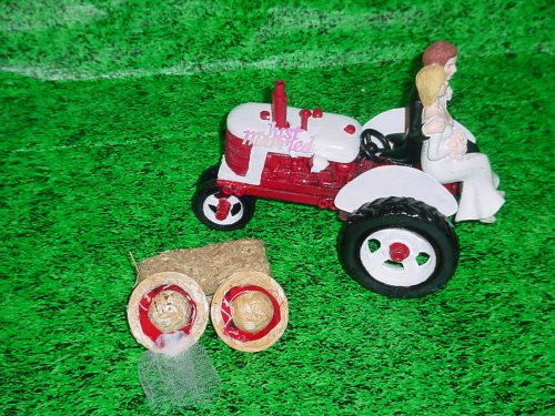 Mariage - Red and White Farm Tractor County Outdoor Rustic Couple on Groom Unique Wedding Cake Topper-Style2RW