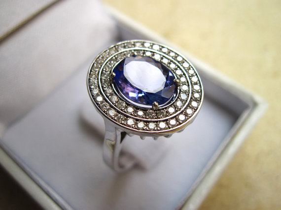 Mariage - SALE Diamond Engagement Ring, Diamond & Tanzanite White Gold Oval Engagement Ring, Diamond Cocktail Ring, Antique Style Engagement Ring