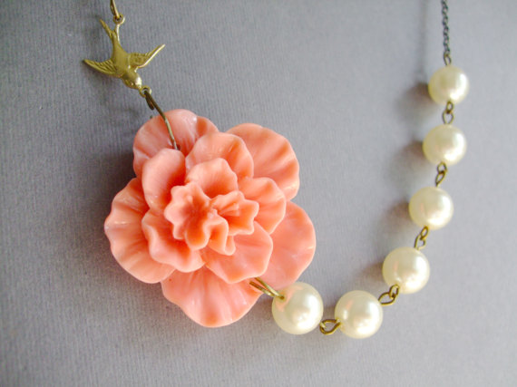 زفاف - Bridesmaid Jewelry Set,Coral Flower Necklace,Ivory Pearl Jewelry,Statement Necklace,Wedding Jewelry,Beadwork,Gift (Free matching earrings)