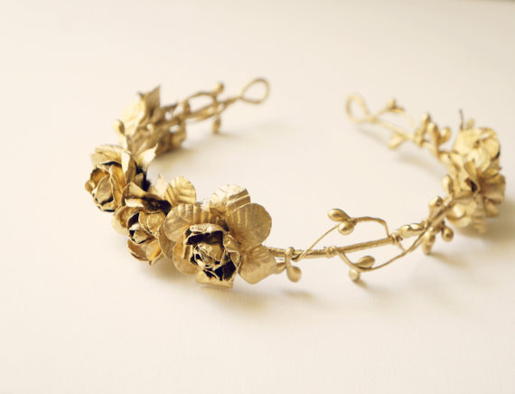 Mariage - Gold flower crown, Golden floral circlet, Bridal headpiece, Grecian wedding crown, Bridal crown, Woodland, Gold wedding, Wedding Hair