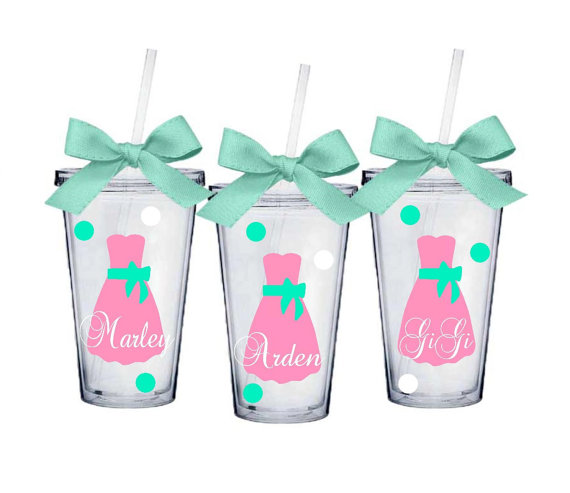 Mariage - 4 Bride and Bridesmaid Classic Acrylic Tumblers - 16 oz Wedding Party Acrylic Tumblers - Set of FOUR - Choose Your Dress Style
