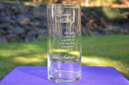 Hochzeit - Personalized Engraved Memorial Glass Candle Holder/Vase - Two sizes available (#2)