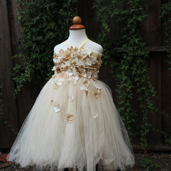 Mariage - Ivory Flower Girl Dress - Flower girl Dress Beige Ivory  - Ivory flower bodice dress - ivory flower girl - flower girl dress - pageant dress