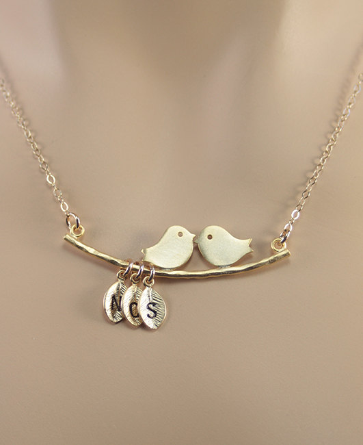 زفاف - Mother Necklace, Personalized Jewelry, Bridal Gift, Gold Bird Necklace, Grandmother Necklace, Monogram Initial Leaf, Sister Wife Necklace