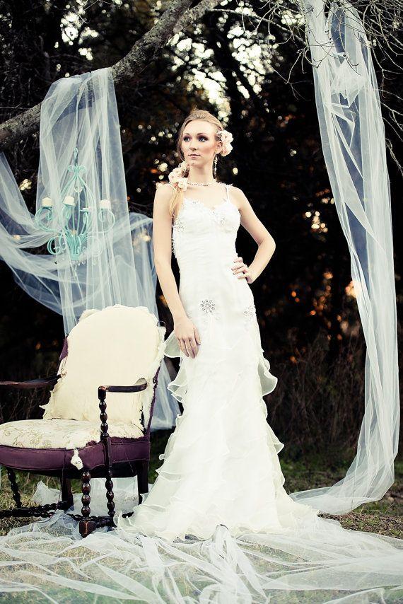 Hochzeit - Blanca Organza Bridal Gown
