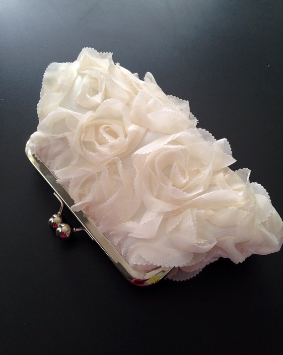 زفاف - 1 Large Fairy Tale Wedding - Rosette Ivory Clutch for Cbarnes