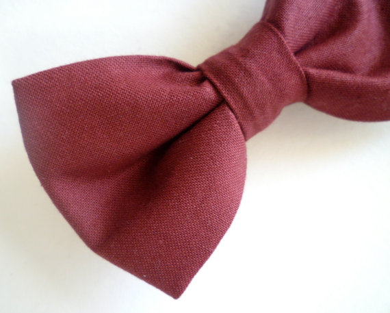 Hochzeit - Burgandy Bow Tie - clip on, pre-tied with strap or self tying - wedding or holiday attire