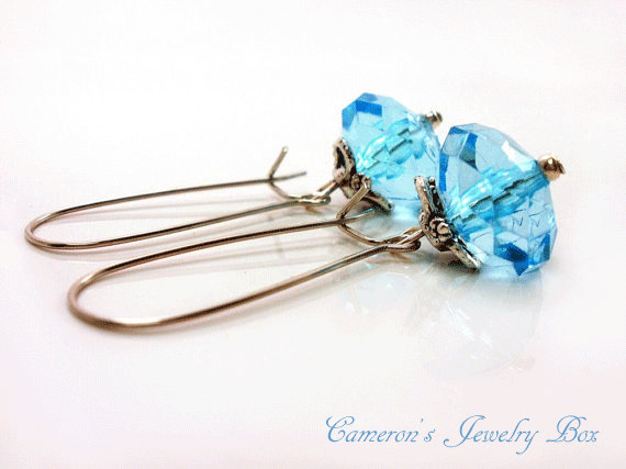 Hochzeit - Sea Blue Earrings, Drop Earrings, Bridesmaid Gift, Blue Dangle Earrings, Blue Wedding Bridal Jewelry