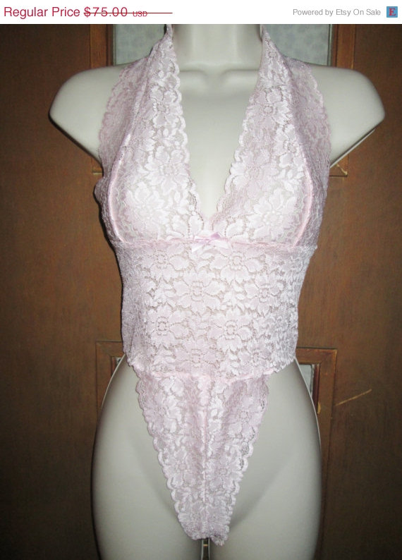 Mariage - 50% OFF NEW PRETTY Pink lace floral thong lingerie lace gown dress bodysuit vintage 1980s 1990s medium bridal corset women g7 vtg