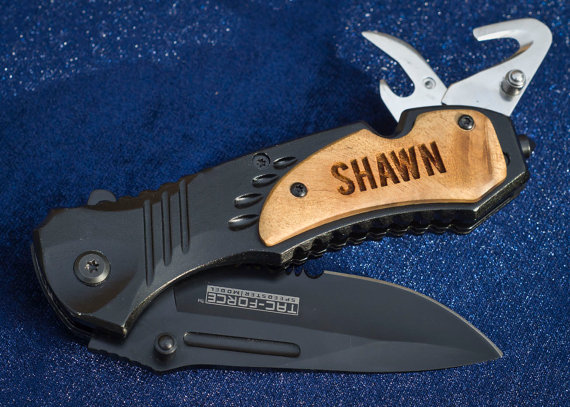 زفاف - Custom Engraved Knife - Groomsmen Gift - Great Gift for Him  - Laser Engraved Wood with Heavy-Duty Stainless Steel Blade