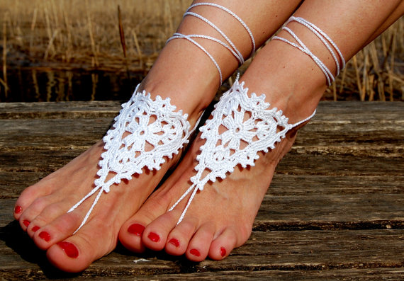 Hochzeit - Crochet Beach Wedding Shoes, Crochet Barefoot Sandals, Anklet, Wedding Accessories, Nude Shoes, Yoga socks, Foot Jewelry