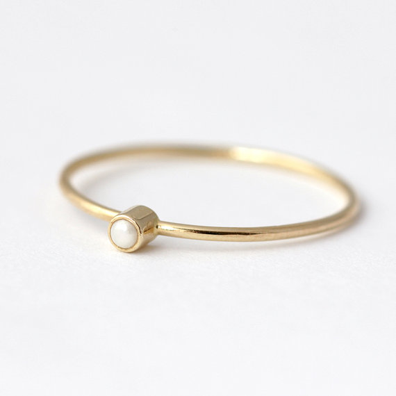 Свадьба - 14k Gold Ring - Gold pearl ring - Delicate Gold Ring - Engagement Ring