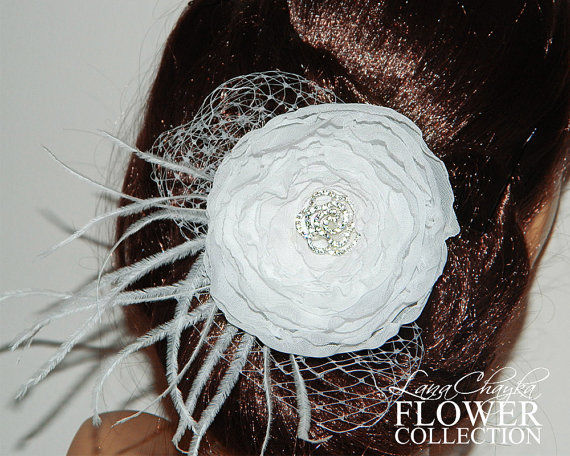 Wedding - Bridal White Flower Hair Clip, Bridal Flower Fascinator, Wedding White Flower Head Piece, Bridal Hair Accessory, White Flower Hair Clip