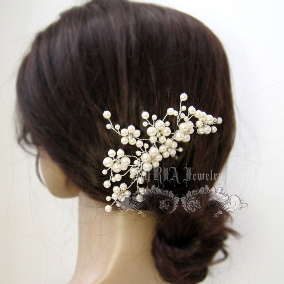 Hochzeit - Wedding Hair Accessory,Ivory Pearls Floral Vine Silver Bridal hair Comb White Swarovski Pearls Rhinestone Brides Bridesmaid haarkamm H018-