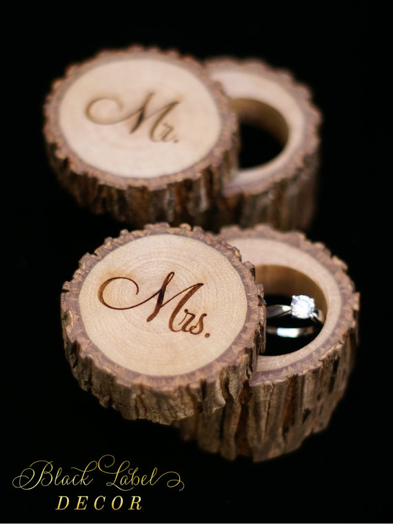Wedding - Rustic Hickory Wood Ring Box, Alternative Tree Stump Ring Bearer Box - Custom Personalized - Cute Wedding, Anniversary, or Engagement gift!