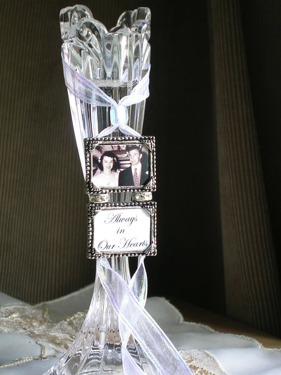 Wedding - Bridal Bouquet Charm Photo Memory Keepsake Wedding Gift Mom gift Grandmom gift Pet memory Military Memorial