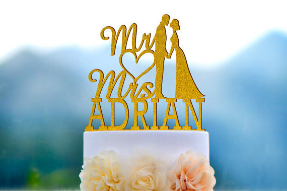 Hochzeit - Wedding Cake Topper Monogram Mr and Mrs cake Topper Design Personalized with YOUR Last Name 047
