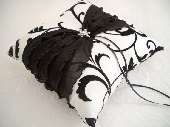 Mariage - Black Diamond White Damask Scroll Wedding Ring Pillow by Creations of Love 4 Brides