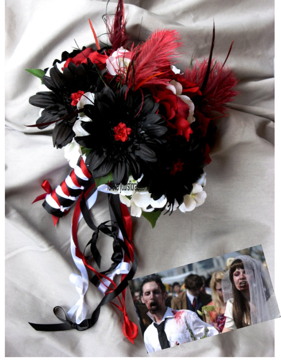 Mariage - New Custom Zombie Bridal Bouquet Set, Walking Dead Bridal Flowers, 13 pce