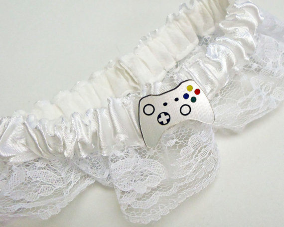 Hochzeit - Wedding Garter Belt , Video Controller in gift box
