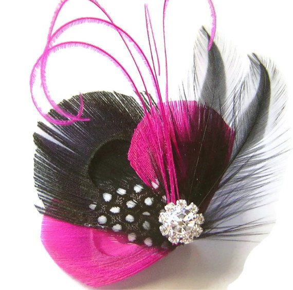 زفاف - Peacock Hair Clip PINK ZEBRA  Feather and Rhinestone Wedding Hair Fascinator Clip Bridal Party