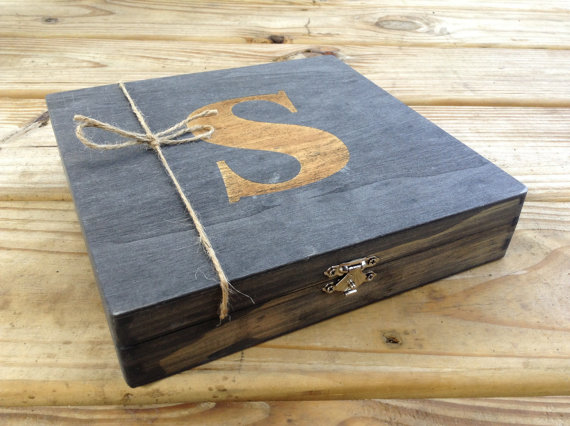 زفاف - RESERVED Groomsmen Gifts Engraved Cigar Box- set of 7 Monogram Personalized Engraved Wooden Cigar Box