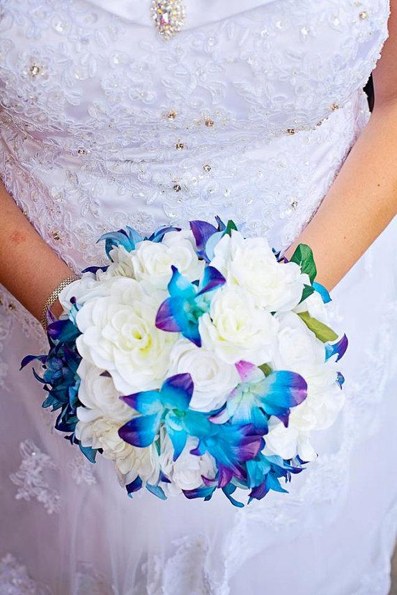 زفاف - Bridal bouquet, Blue dendrobium orchids, roses, gardenias, viburnum and calla lilies, choose your orchid