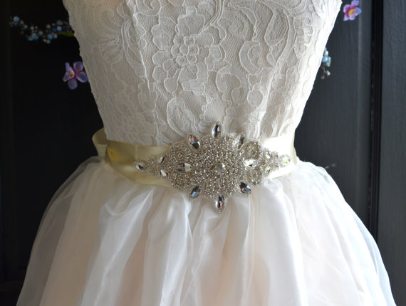 زفاف - Wedding Sash, Rhinestone wedding dress sash, Rhinestone Bridal sash, wedding dress belt, crystal belt, crystal wedding sash