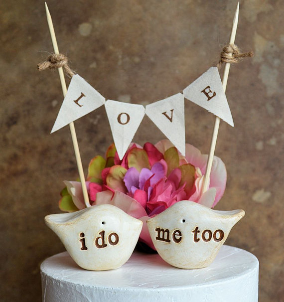 Hochzeit - Wedding cake topper and L O V E banner...package deal ... i do, me too love birds and fabric banner included