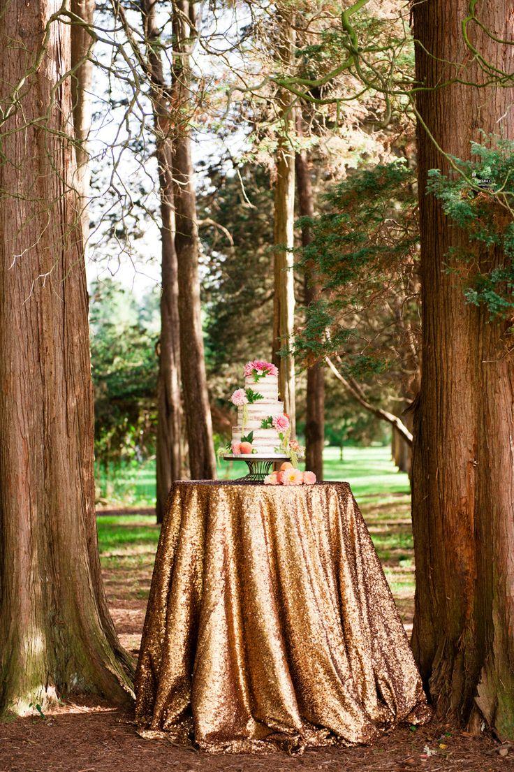 Hochzeit - Weddings-Cake Table