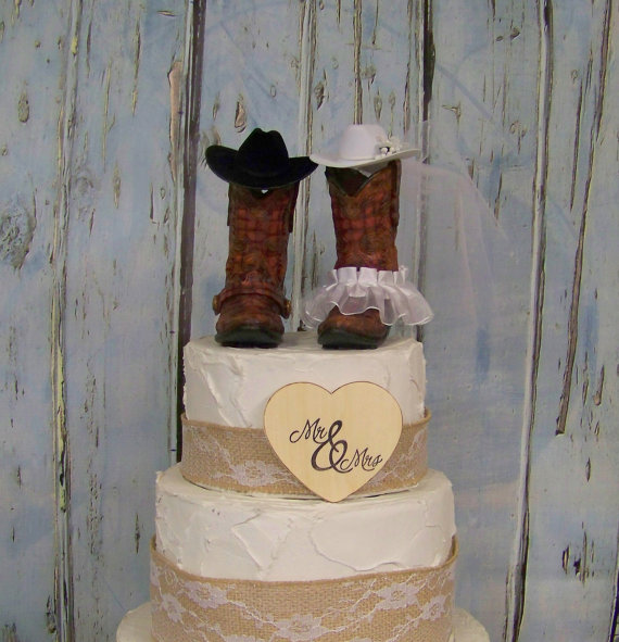 Свадьба - Rustic Cake Topper-His and Her Western Cowboy Boots-Wedding Cake Topper-Barn Wedding, NEW Larger Boots