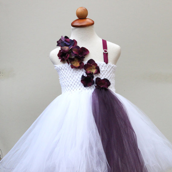 Hochzeit - White Plum flower girl dress, eggplant flower girl dress,  white plum tutu dress, plum pageant dress, plum flower girl dress - girls dress