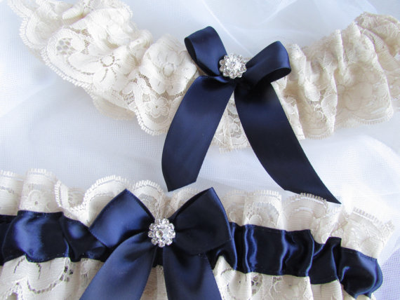 Mariage - Wedding Garter Set Ivory Lace And Navy Blue Bridal Garter Set With metal Rhinestone Style# GS0068