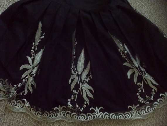 زفاف - Black tulle skirt tea length By Adrianna Papell Adult tutu,gorhic wedding tutu,halloween skirt,costume dress,promdress,tea length black tutu