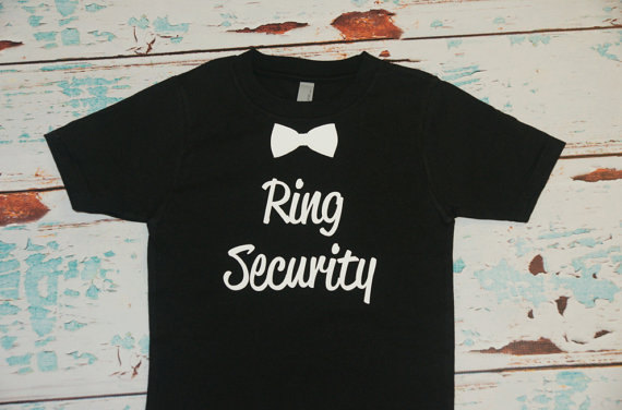 Mariage - Ring Security Tee T-Shirt. Ring Bearer Shirt. Boy's T-Shirt Wedding Party. Bridal Party Shirt.