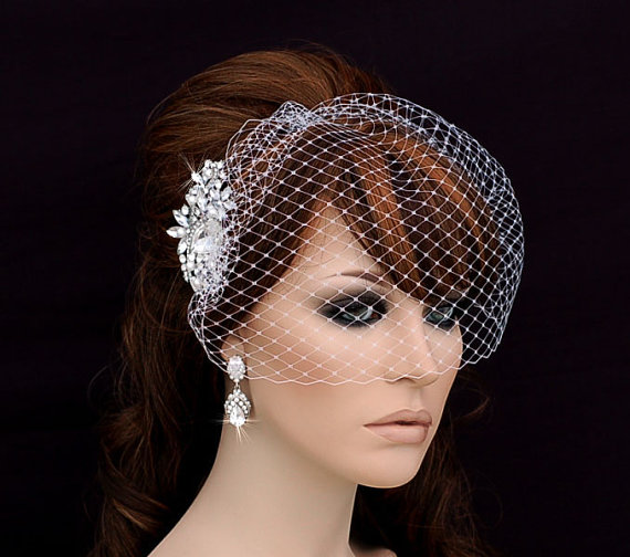 Mariage - Comb and Birdcage Veil , Bridal Comb ,  Bird Cage Veil , Bachelorette Blusher , Wedding Comb , Bridal Hair Accessory , Crystal Veil