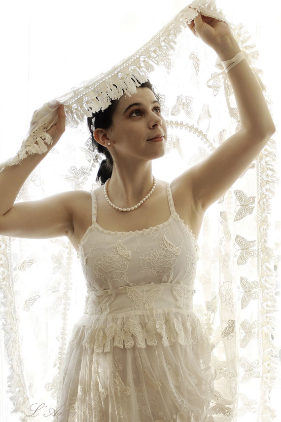 زفاف - Elegant Old Fashioned Butterfly Shoulder-less Long White Silk Lace Boho Wedding Dress