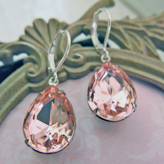 Wedding - Blush Pink Earrings Pink Bridal Earrings Blush Pink Bridesmaid Earrings Vintage Earrings Wedding Jewelry Pink Teardrop Earrings