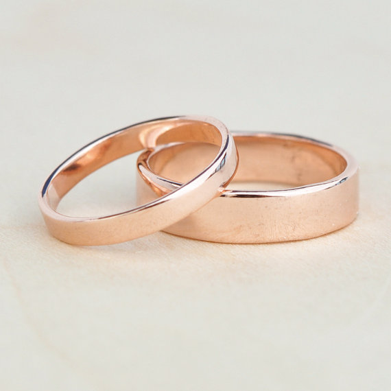 Свадьба - Rose Gold Wedding Set, 14K Reclaimed Gold Bands, 3mm and 5mm, Custom, Sea Babe Jewelry