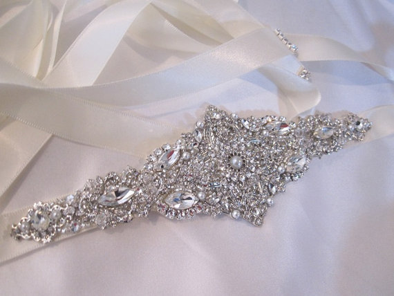 Hochzeit - Wedding sash crystal belt vintage art deco inspired brooch