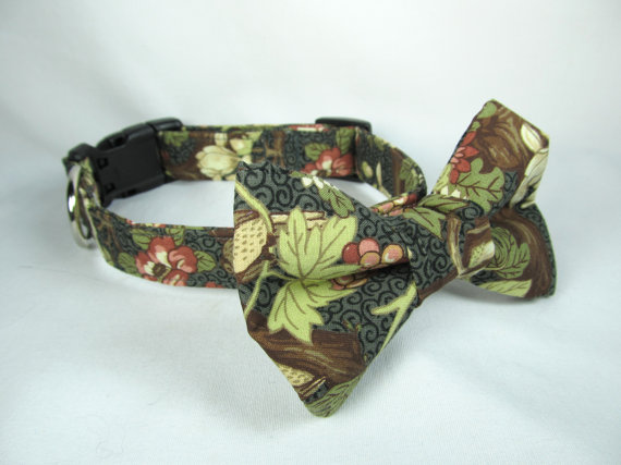 Hochzeit - Designer Dog Collar and Bow tie - Flowers and Berries  - Spring dog collar, blue dog collar, cute dog collar