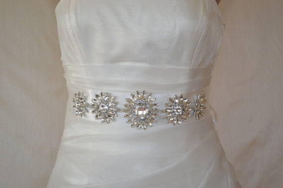 Hochzeit - Five Crystal Daisy Beaded Black Wedding Dress Sash Belt