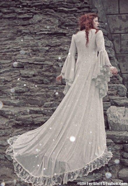 زفاف - Victoria Velvet And Lace Fantasy Medieval Fairy Wedding Gown Custom