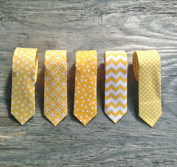 Свадьба - Men's Yellow Tie - Yellow Wedding - Yellow Groomsmen Ties -- Yellow Bow Tie - Yellow Polka Dot Tie - Yellow Tie For Men