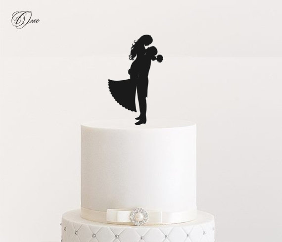 Свадьба - Silhouette wedding cake topper by Oxee, personalized cake toppers