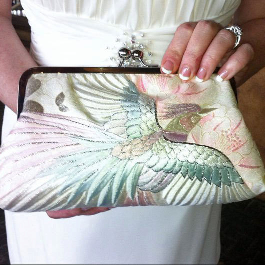 زفاف - Kimono Fabric Clutch Purse Bag..Embroidered Flying Phoenix Bird.. Long Island Bridal/Wedding/Evening Wear..Ivory/Pink/Lilac..see Wrap/Shawl