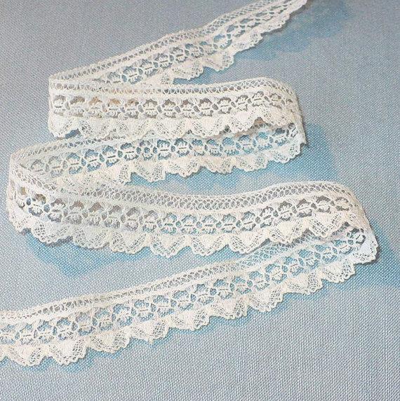 Hochzeit - 16mm Antique Lace Edging Trim White Victorian Knotted Needle Lace Trim Trimming Vintage Sewing Supply 3/4" x 1 Yard