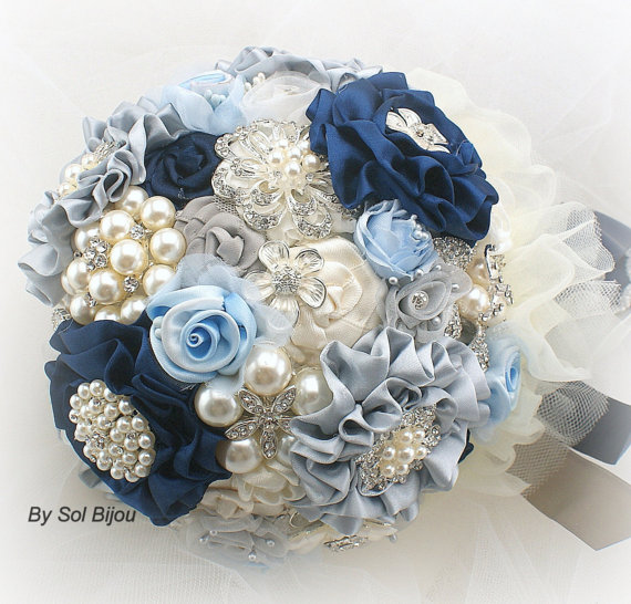 زفاف - Brooch Bouquet, Wedding Bouquet in Navy Blue, Ivory, Cream, Silver and Powder, Light Blue - Something Blue