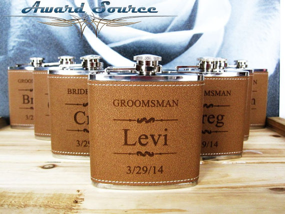 Wedding - Personalized Groomsmen Gift, 1 Leather Engraved Flask, Groomsmen Flasks