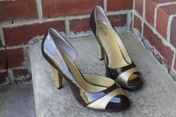 زفاف - vintage 1960s shoes gold glitter heels peep toe brown pump shoe size 9 weddings christmas party ugly christmas shoe quirky shoe 40s 50s 70s